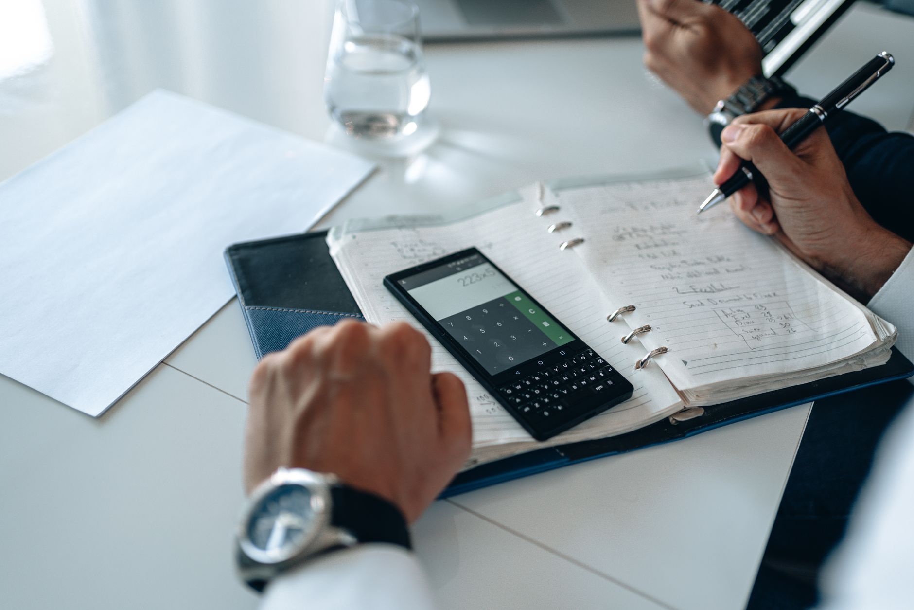 When Is the Best Time to Buy or Sell a Home If You're in Debt?